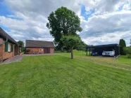 Carport Nr. 1 und Auffahrt