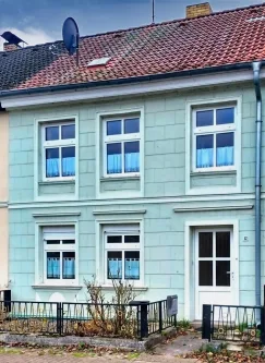 Vorderansicht 1 - Haus kaufen in Lassan - Freundliches Haus in Lassan - kurz vor  der Sonneninsel Usedom