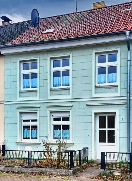 Vorderansicht 1 - Haus kaufen in Lassan - Freundliches Haus in Lassan - kurz vor  der Sonneninsel Usedom