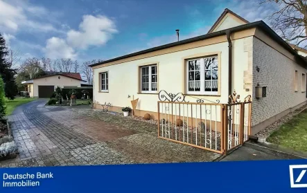 Ansicht - Haus kaufen in Ducherow - Schönes Einfamilienhaus mit großer Terrasse in ländlicher Lage - fernab vom Trubel der Stadt