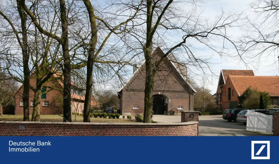 Hofeinfahrt - Haus kaufen in Ascheberg - *Historischer Hof im Herzen von Ascheberg*