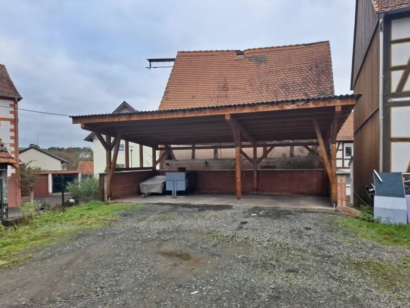 Eigener Carport