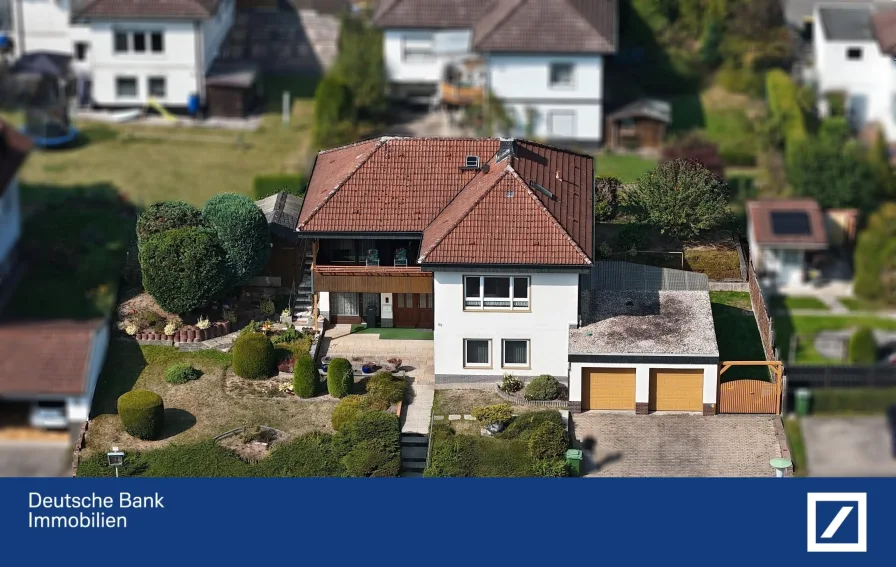 Außenansicht - Haus kaufen in Marburg - Familien aufgepasst - Repräsentatives Anwesen in ruhiger Wohnlage