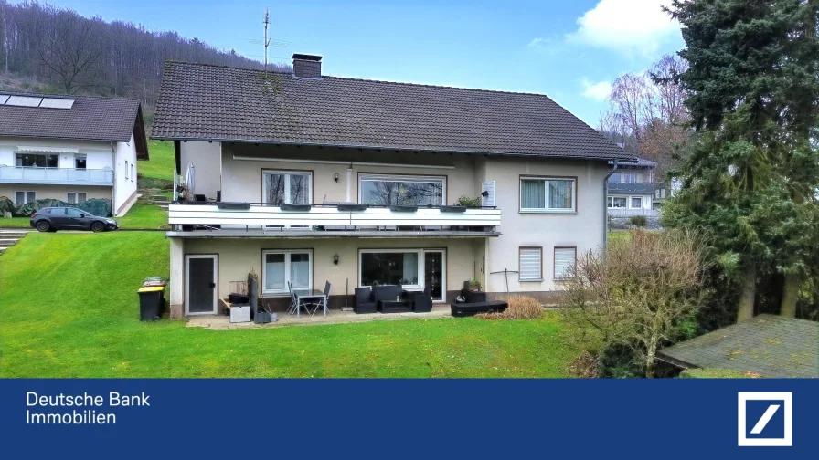 Sonnenseite und Garten - Haus kaufen in Olpe - Einfamilienhaus in Olpe mit Einliegerwohnung zum Wohlfühlen.