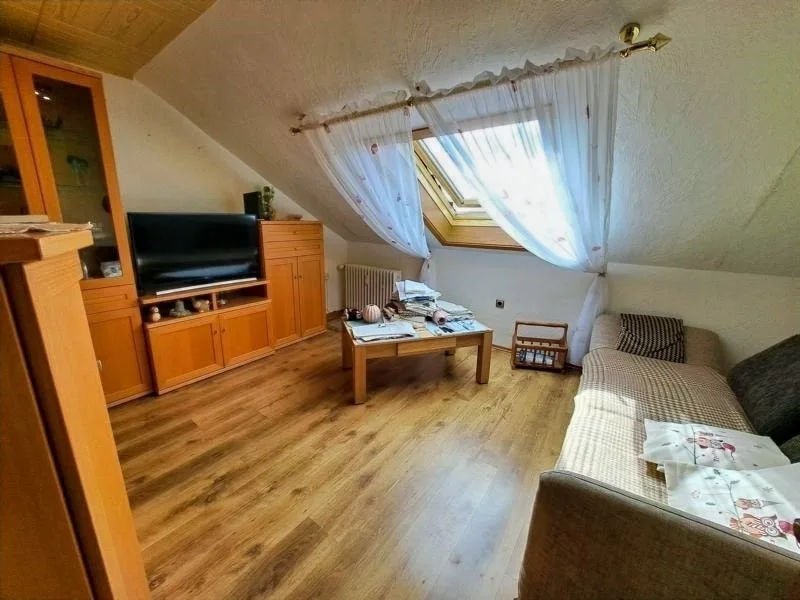 Gästezimmer li. Hausseite