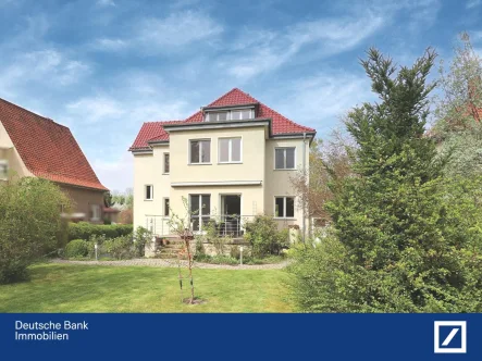 Hinterfront - Haus kaufen in Halberstadt - Exklusives Wohnjuwel – Villa mit Charme und Eleganz bester Lage in Halberstadt