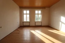 Wohnung 3 (unrenoviert)