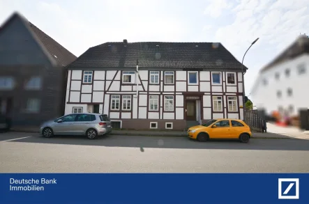  - Haus kaufen in Barntrup - Vier Wohneinheiten mit Potenzial in zentraler Lage 