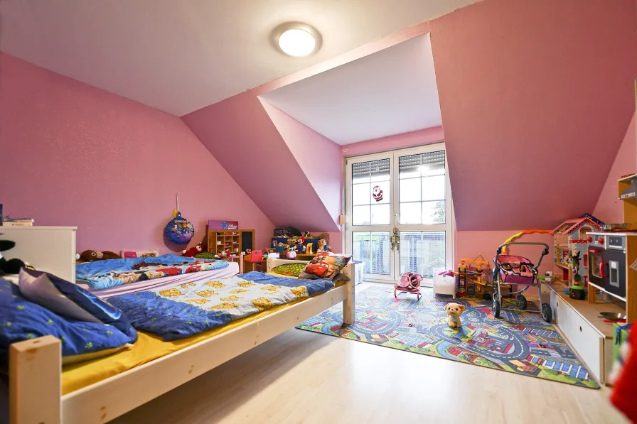 weiteres Kinderzimmer im OG