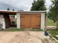 Garage mit Unterstand