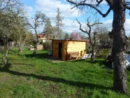 Garten mit Gartenhaus