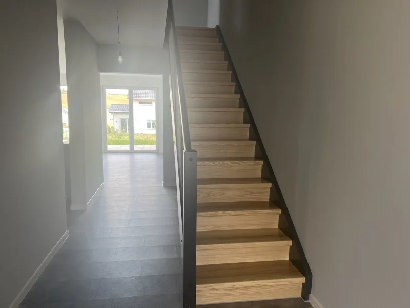 Treppe zum OG