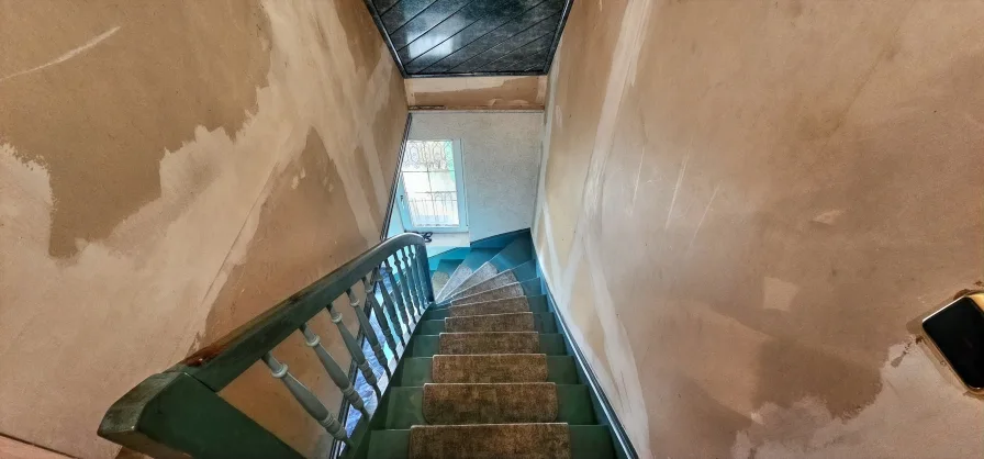 Treppe zum OG