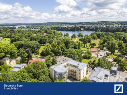 Direkt am "Neuen Garten" - Wohnung kaufen in Potsdam -  ATTRAKTIVE Eigentumswohnung mit historischem Flairmit eigenem Gartenanteil & Stellplatz