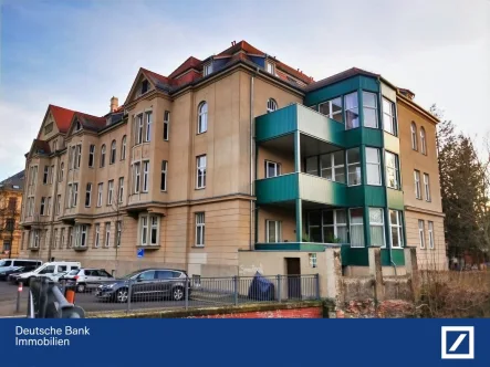 Hausansicht - Wohnung kaufen in Leipzig - TOP-Lage: Fußläufig am Wasser, im Grünen und im Zentrum! 