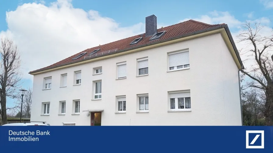 Hausansicht - Wohnung kaufen in Markkleeberg - Zwei Zimmer Wohnung mit großem Balkon mit Blick ins Grüne