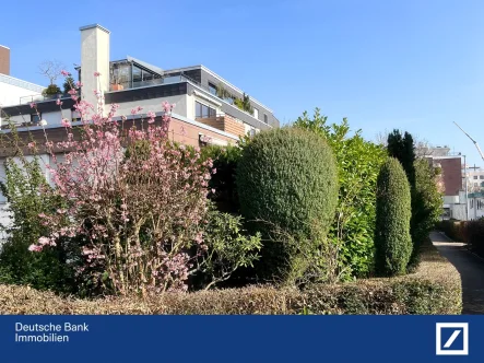 Außenansicht1 - Wohnung kaufen in Leinfelden-Echterdingen - Halbhöhenlage mit Blick ins Siebenmühlental und zum Schönbuch