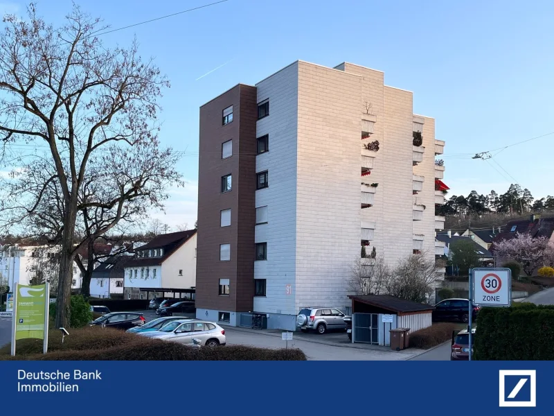 Hausansicht - Wohnung kaufen in Filderstadt - Alles kompakt - in Top-Infrastruktur mit Fernsicht