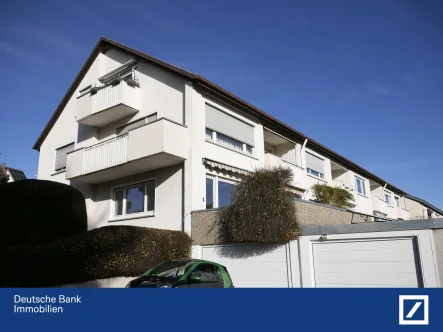 Außenansicht Seite - Wohnung kaufen in Böblingen - Moderne TOP Wohnung: Sofort Einziehen!