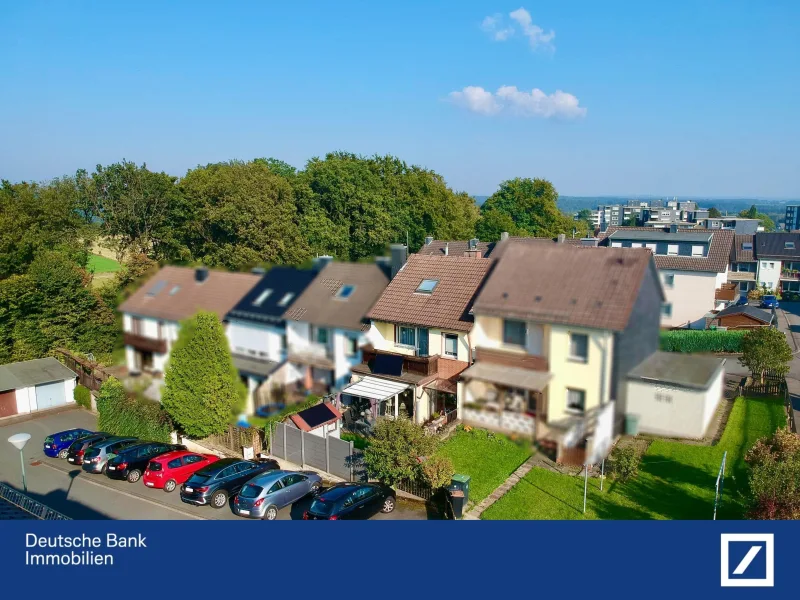 Rückseite  - Haus kaufen in Hückeswagen - Hier fühlt sich die ganze Familie wohl - schönes Reihenmittelhaus sucht Familienanschluss