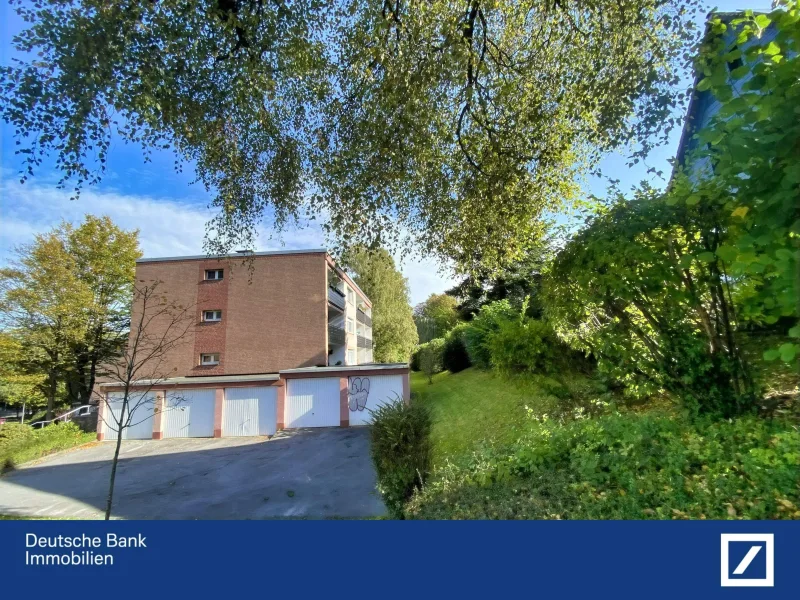 Garagenhof - Wohnung kaufen in Solingen - Eigentumswohnung mit Garage, Balkon - sofort frei