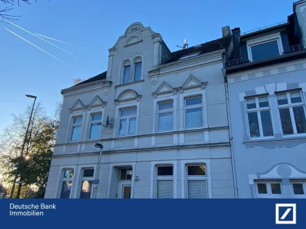 Frontseite - Haus kaufen in Solingen - Handwerker / Investoren / MFH zum Ausbauen