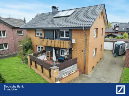 Außenansicht - Haus kaufen in Marienfeld - Top Lage! Charmantes und schönes Zweifamilienhaus in Marienfeld