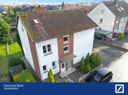 Straßenansicht - Haus kaufen in Lippstadt - Repräsentative Stadtvilla in ruhiger Sackgassenlage