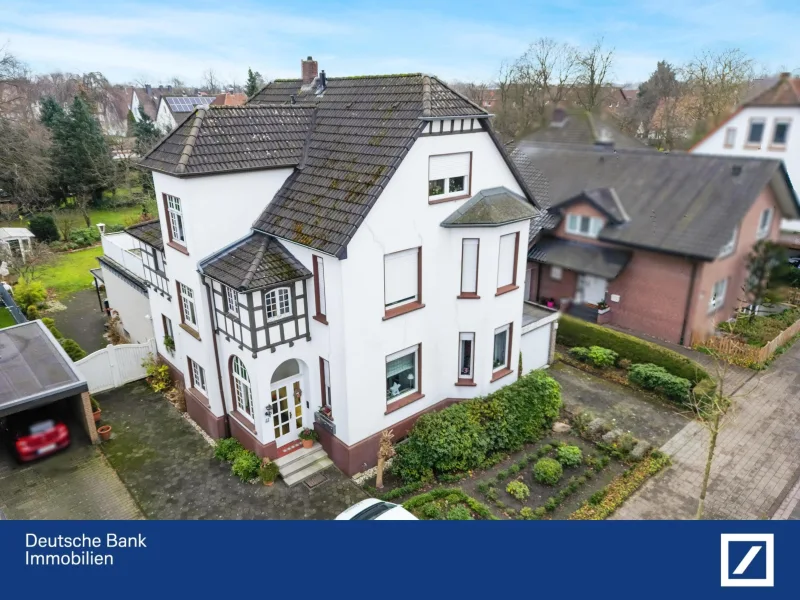 Außenansicht - Haus kaufen in Gütersloh - Mehrfamilienhaus mit drei Wohneinheiten in GT-Innenstadt mit Garage und großzügiger Dachterrasse!