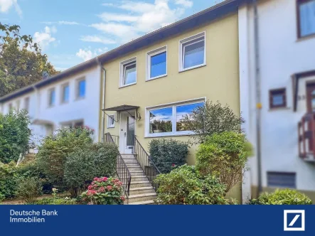 Vorderansicht - Haus kaufen in Bremen - Solides RMH mit Vollkeller in grüner Lage von Horn-Lehe (Lehesterdeich)