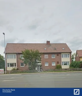 Straßenansicht - Haus kaufen in Nordenham - Gepflegtes Mehrparteienhaus mit Ausbaureserve im schönen Nordenham