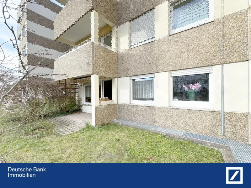 Garten - Wohnung kaufen in Stuttgart - Wohnen mit Gartenidylle und Komfort - Gemützliche 3-Zimmer-Hochparterrewohnung in Botnang