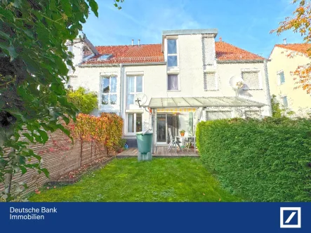 Garten - Haus kaufen in Leinfelden-Echterdingen - Ihr neues Zuhause wartet! - großzügiges Reihenmittelhaus mit Garten und Balkon