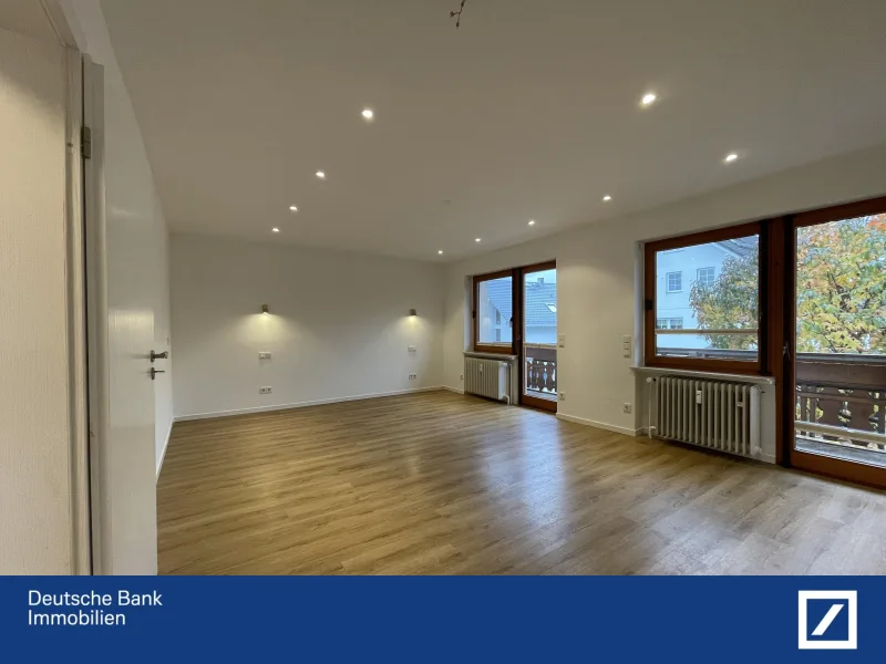 Wohnzimmer - Wohnung mieten in Friedrichsdorf - Helle 3-Zimmer-Wohnung mit Balkon – Ihr neues Zuhause wartet!