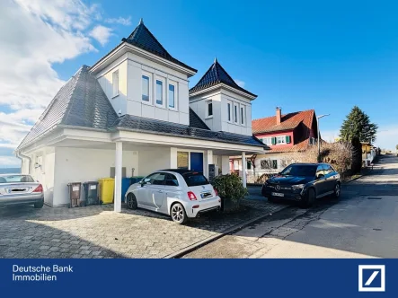 Aussenansicht - Wohnung kaufen in Uhldingen-Mühlhofen - 180°-Seesicht: Moderne 2-Zimmer-Wohnung mit großem Sonnen-Balkon in bester Lage