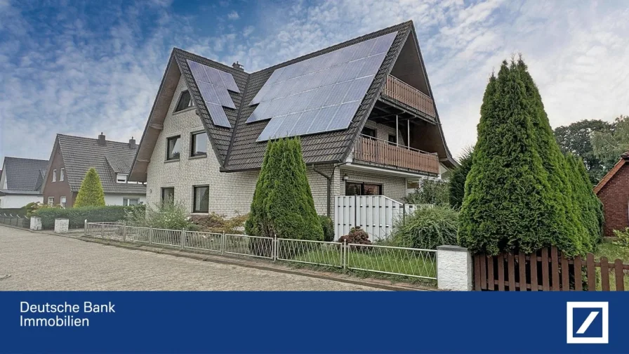 Ansicht Strasse  - Haus kaufen in Emstek - *Bis zu drei Wohneinheiten möglich*OT Höltinghausen**Photovoltaik und Solarthermie*