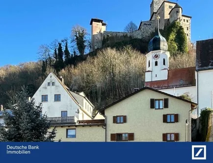 Ansicht - Haus kaufen in Kipfenberg - Rarität! Historisches EFH in zentraler Lage, sehr schön modernisiert