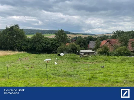 Bauplatz mit Hanglage - Grundstück kaufen in Wesertal - Baugrundstück in Heisebeck "Am Lichtenberg"