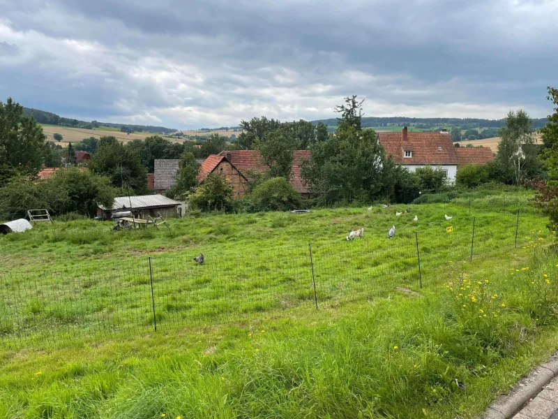 Bauplatz mit Fernsicht - Grundstück kaufen in Wesertal - Baugrundstück in Heisebeck für Einzel-, Doppel- oder Mehrfamilienhaus