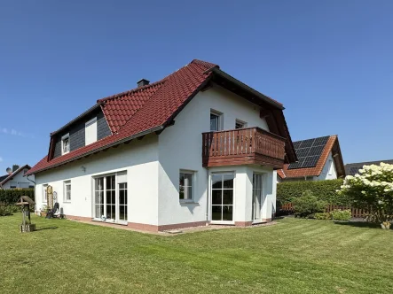 Ansicht - Haus kaufen in Dassel - Endlich Platz, genug  Raum  für Familie, Hobby und Homeoffice.