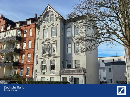  - Haus kaufen in Kiel - Mehrfamilienhaus in Kiel - Südfriedhof mit Studentenwohnanlage