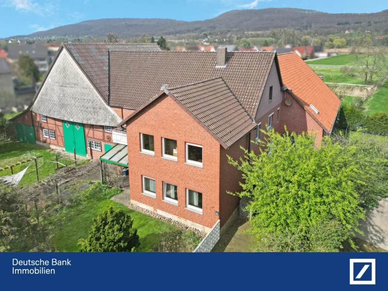  - Haus kaufen in Rinteln - Ländliche Idylle auf über 16.000 m² ; Resthof im Weserbergland