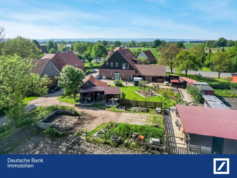  - Haus kaufen in Lüdersfeld -  Wohnkomfort im Pferdeparadies!