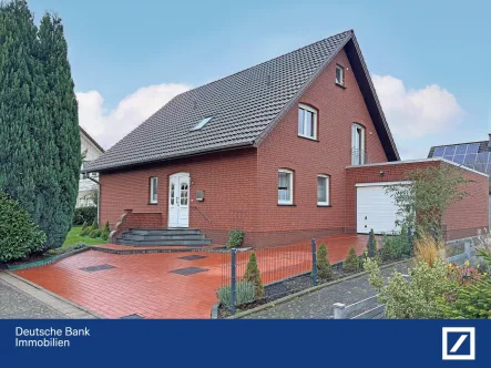  - Haus kaufen in Preußisch Oldendorf - Hochwertig! Gepflegt und einzugsfertig! Sackgasse und ruhige Lage inklusive! 