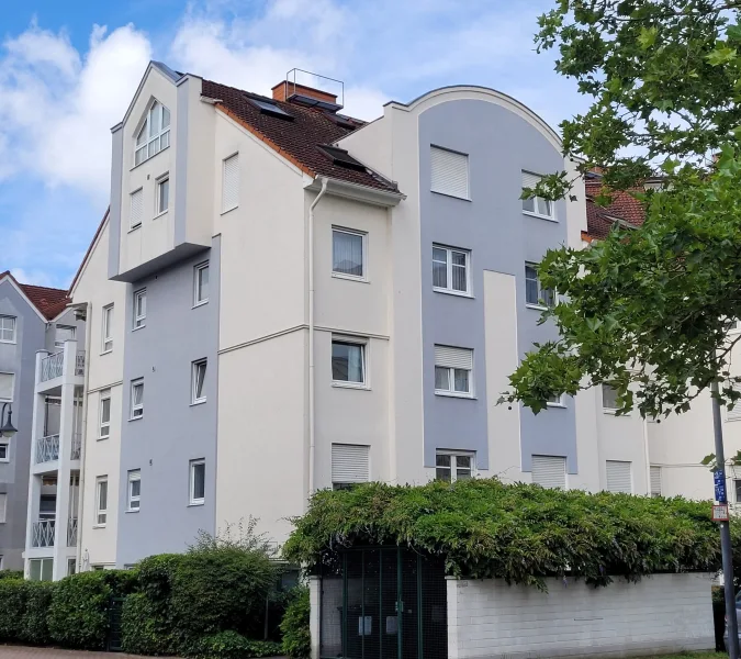 Außenansicht - Wohnung kaufen in Frankfurt - Moderne Wohnung in guter Lage!