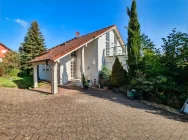 Haus mit Carport