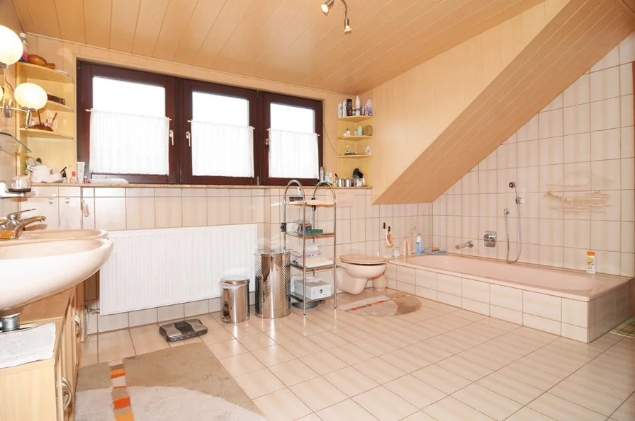 Badezimmer OG