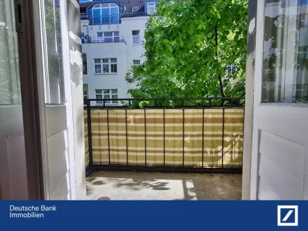 Balkon - Wohnung kaufen in Berlin - Einziehen und Wohlfühlen - Altbauwohnung mit Balkon in gefragter ruhiger Lage unweit Berlins Mitte