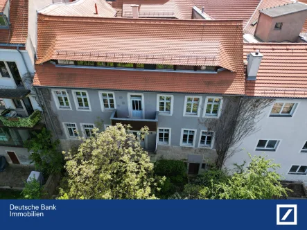 Gebäudeansicht - Haus kaufen in Pirna - Denkmalschutz, zentraler Innenstadtlage von Pirna - Einzigartiger Charme und zeitlose Eleganz