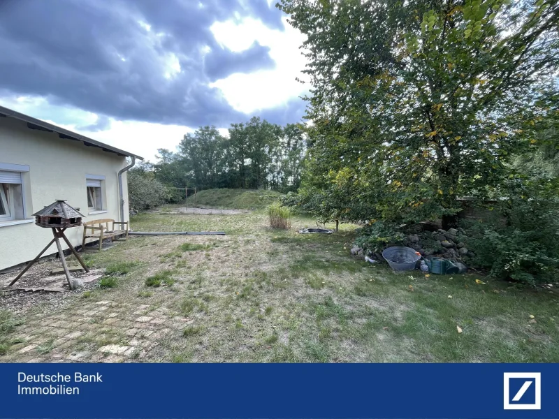 Grundstück - Haus kaufen in Eberswalde - Gemütlicher Bungalow mit Gartenidylle – Ihr neues Zuhause in Eberswalde!